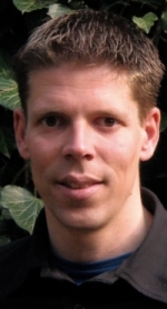 drs. Edo  de Vries Robbé