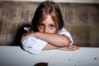 Aandachtsfunctionaris: de spin in het web van kindermishandeling en huiselijk geweld