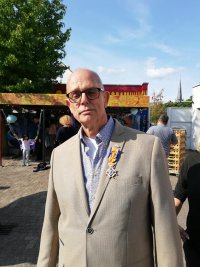 Dirk den Hollander koninklijk onderscheiden